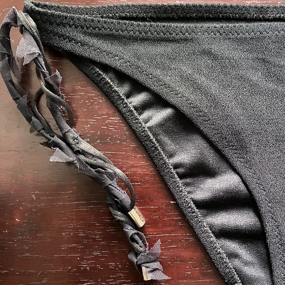 NEW SHAN BLACK BIKINI SET - Picture 13 of 16